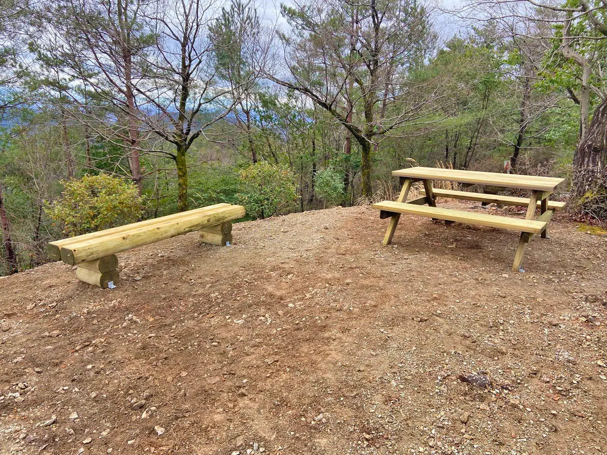 岐阜県岐阜市ながら川ふれあいの森 テーブルベンチ設置撤去工事写真